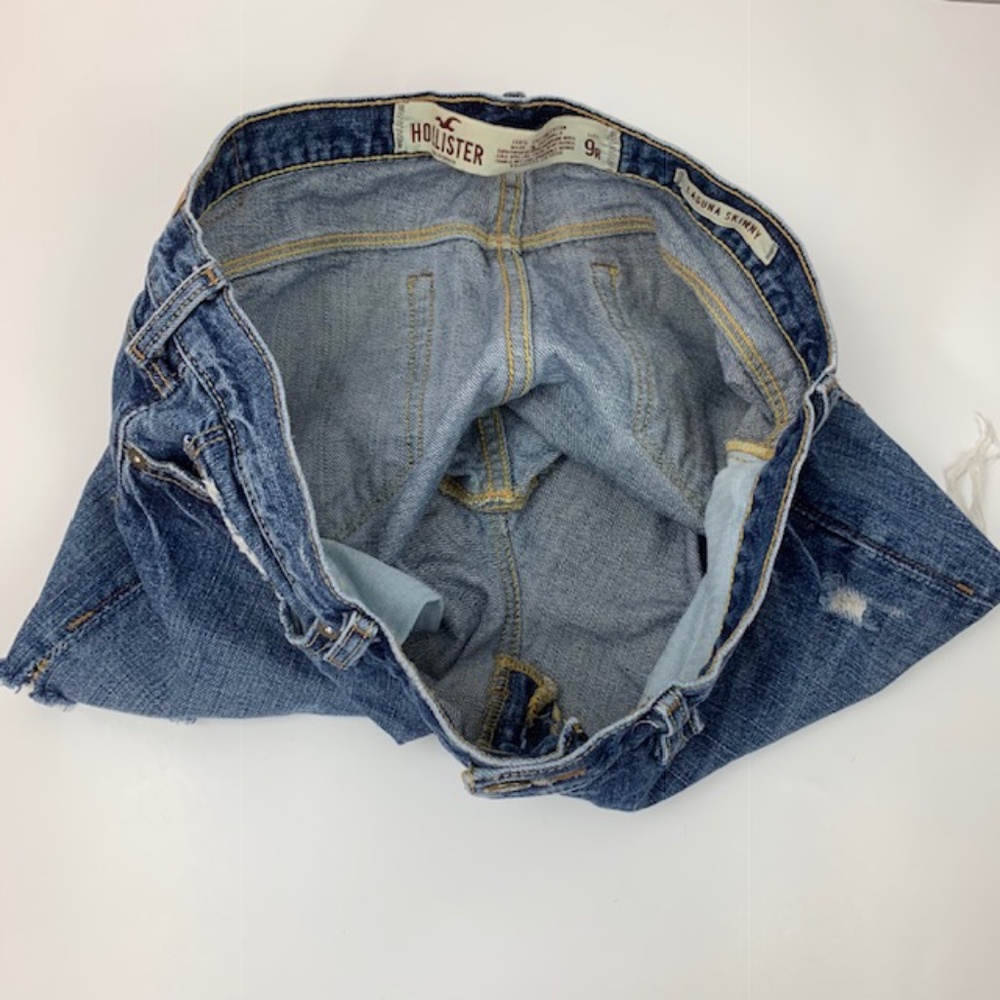 Hollister jeans shorts. Laguna Skinny. Size 9R. - Picture 15 of 15
